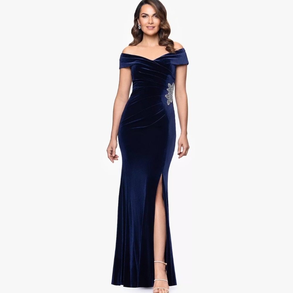 Alex Evenings Velvet Embellished Off Shoulder Slit Cocktail Evening Dress